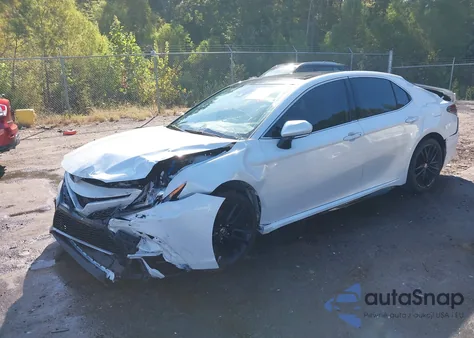 2021 Toyota Camry Xse z USA, uszkodzony, nr VIN 4T1K61AK1MU434029